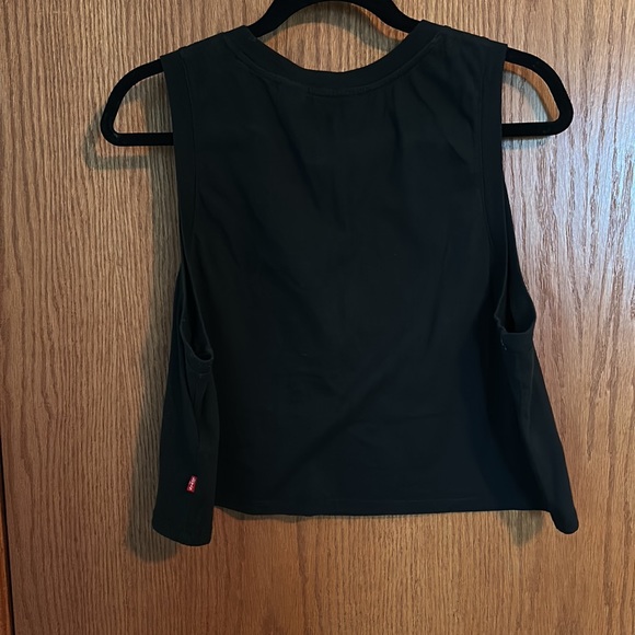 Levi’s Crop Top - Picture 4 of 5